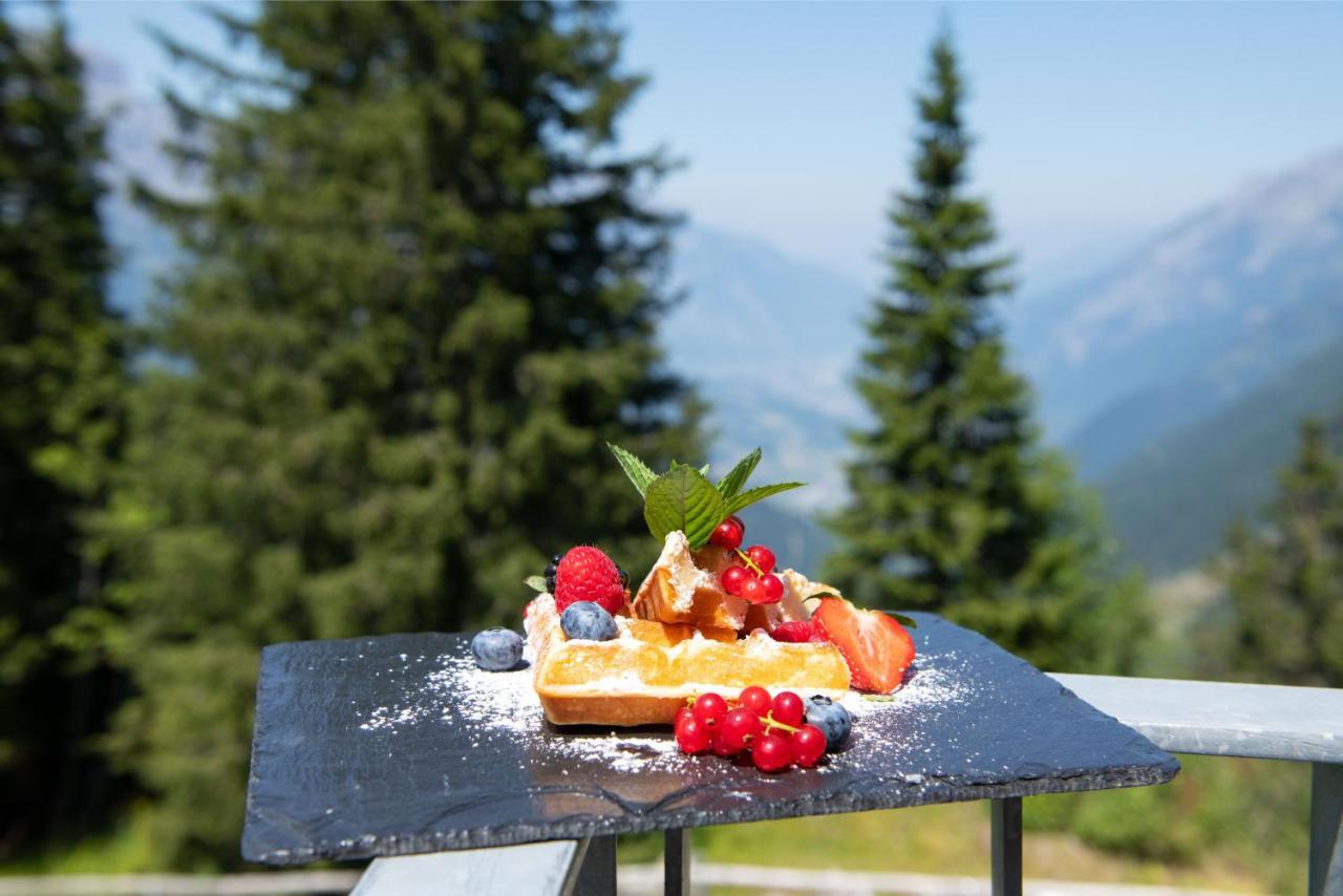 Berghotel Mettmen Schwanden  Exteriör bild
