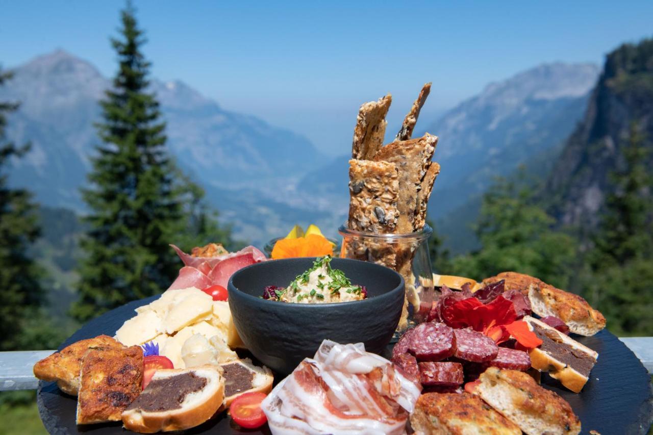 Berghotel Mettmen Schwanden  Exteriör bild